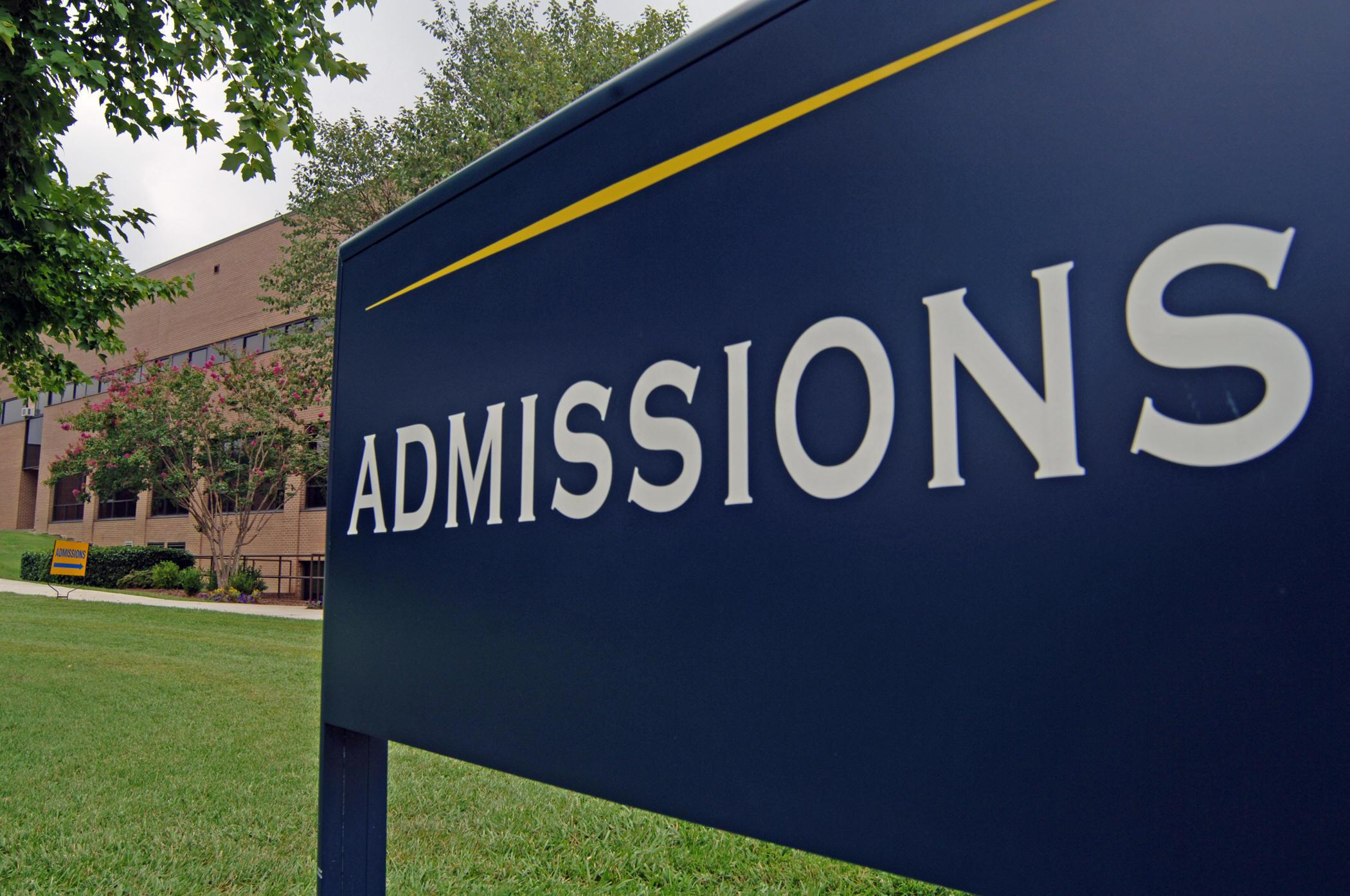 Complete Guide to University Admissions for International Students