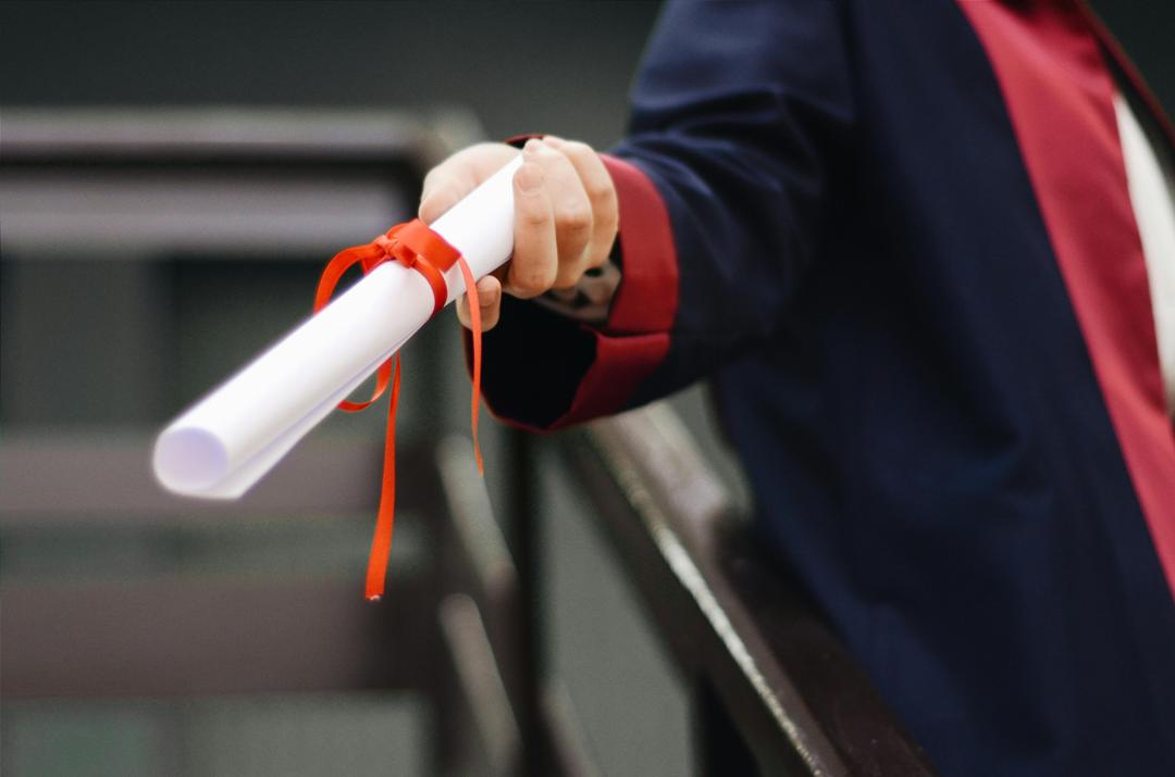 How to Find and Win Scholarships in 2026