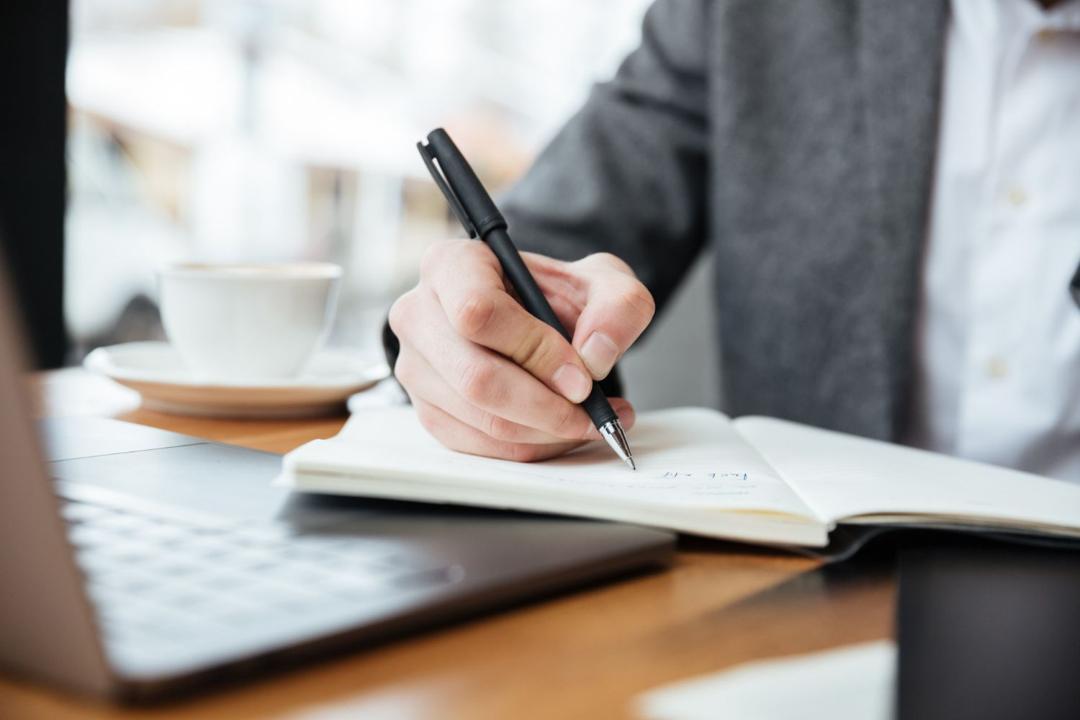 How to Write a Strong Motivation Letter for University Admission